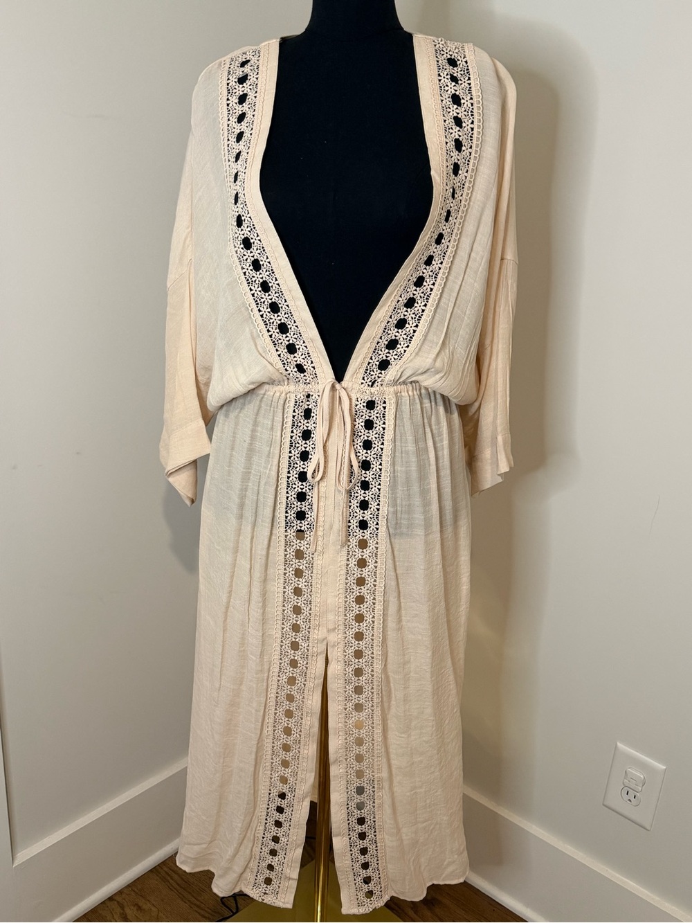 LOVE TREE - Beige Crochet-Trim Kimono Dress
